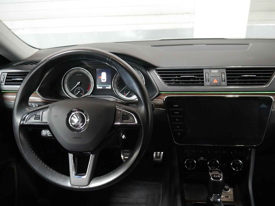 Škoda Superb III 2.0 TDI Scout 4x4