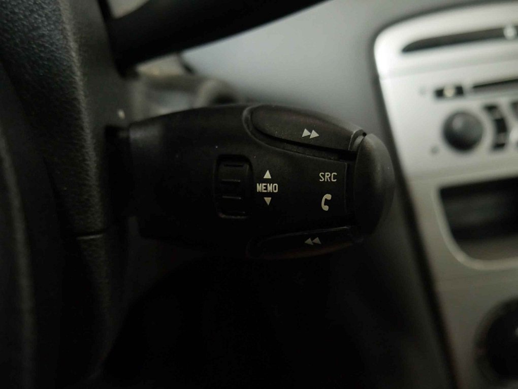 Peugeot 308 1.4i 