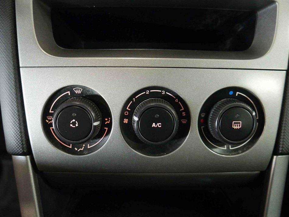 Peugeot 308 1.4i 