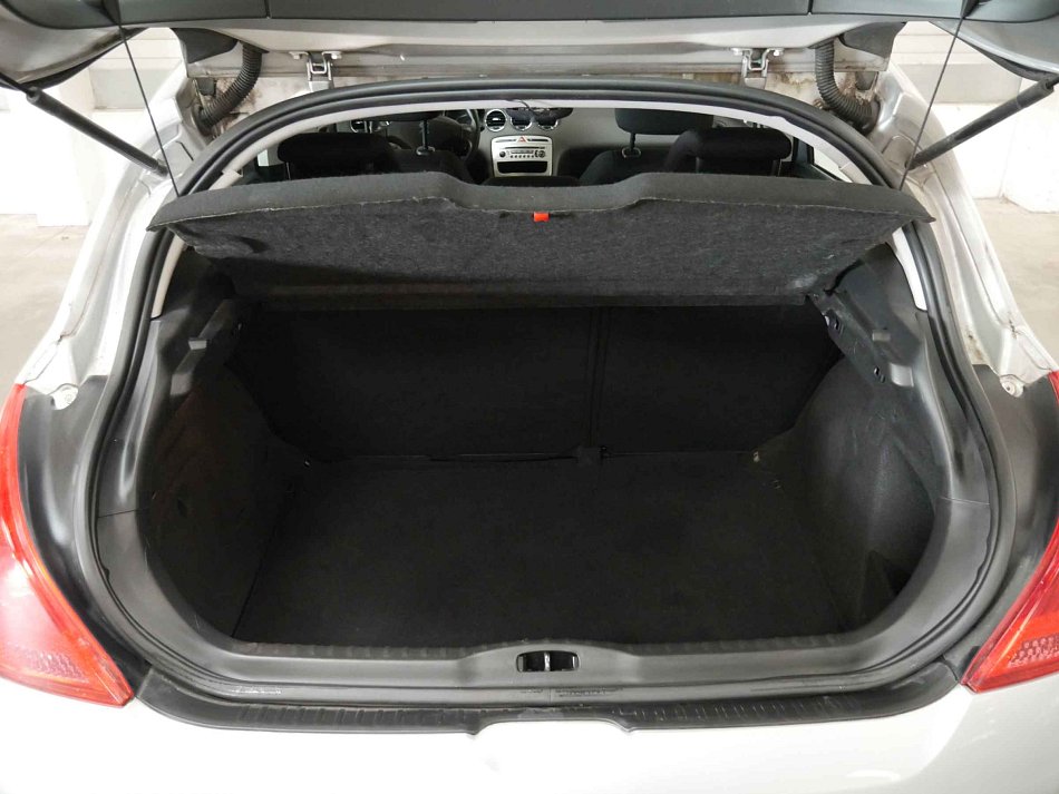 Peugeot 308 1.4i 