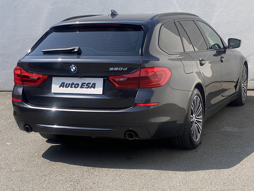 BMW Řada 5 2.0d Sport Line 520d