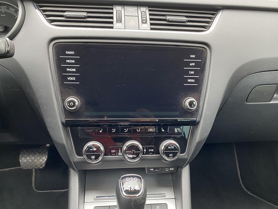 Škoda Octavia III 2.0TDi Ambition