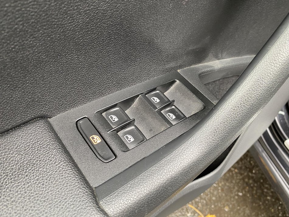 Škoda Octavia III 2.0TDi Ambition