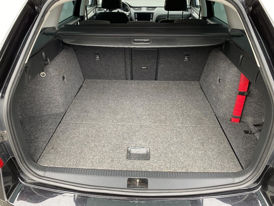 Škoda Octavia III 2.0TDi Ambition