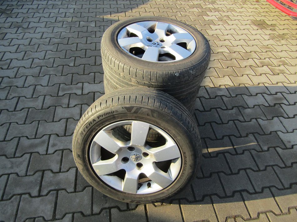 Peugeot 5008 2.0 HDi 