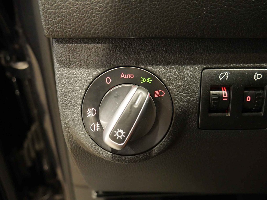 Volkswagen Caddy 2.0TDi Comfortline MAXi 7míst