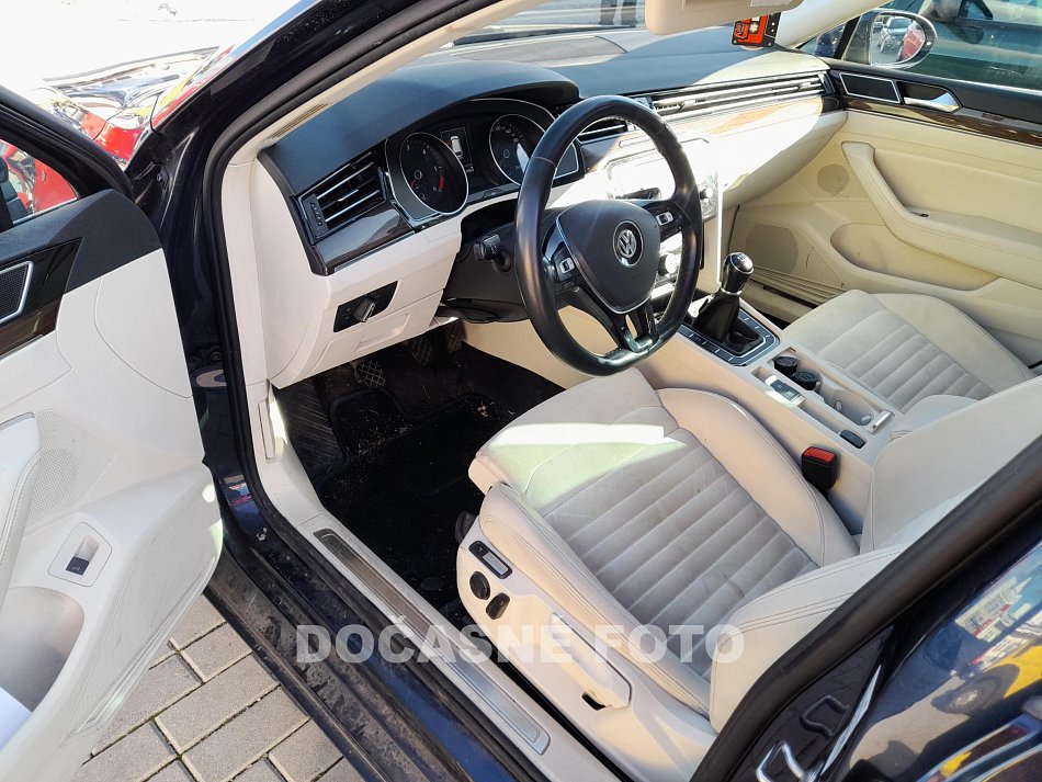 Volkswagen Passat 2.0 TDi 