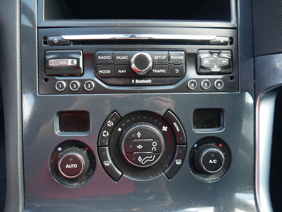 Peugeot 3008 1.6HDI 