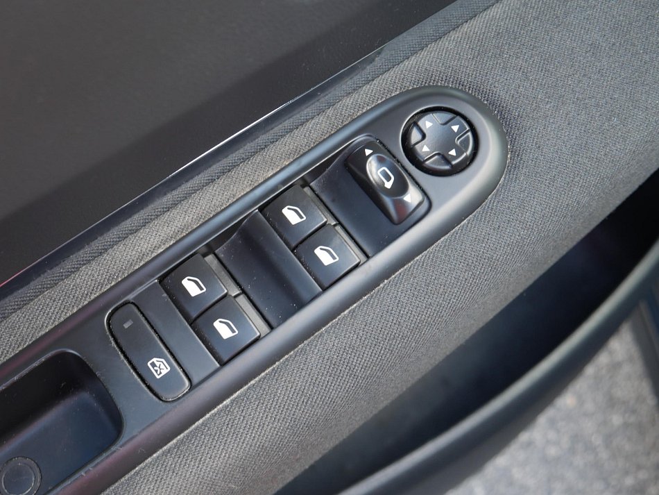 Peugeot 3008 1.6HDI 
