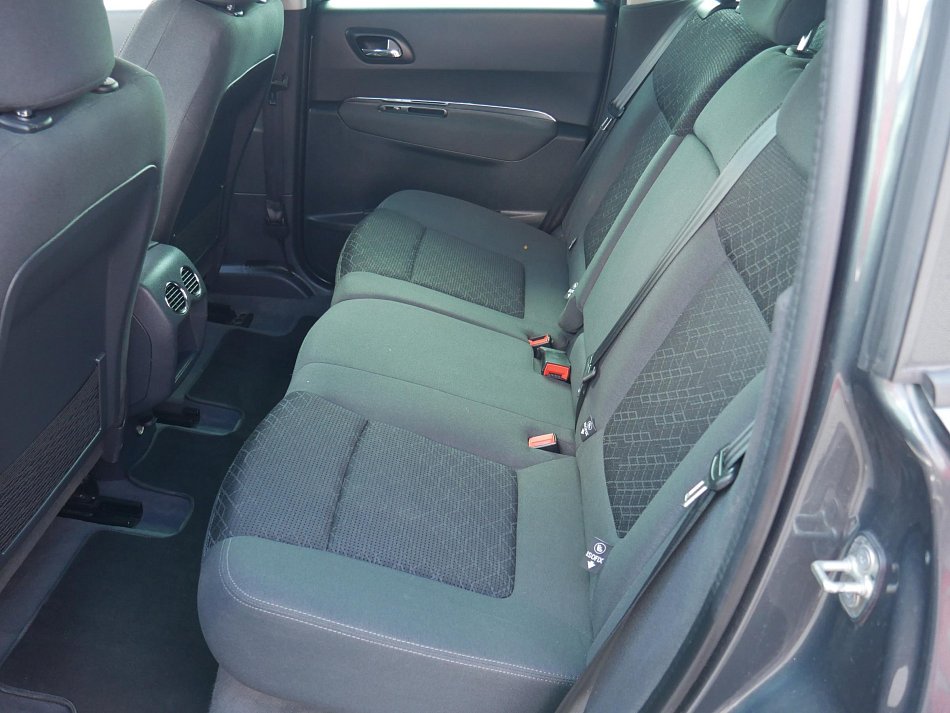 Peugeot 3008 1.6HDI 