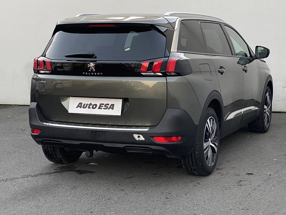Peugeot 5008 1.5 HDi Allure