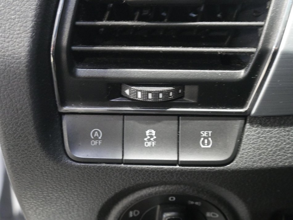 Škoda Fabia III 1.0i 