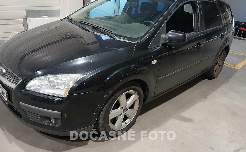 Ford Focus 2.0. 
