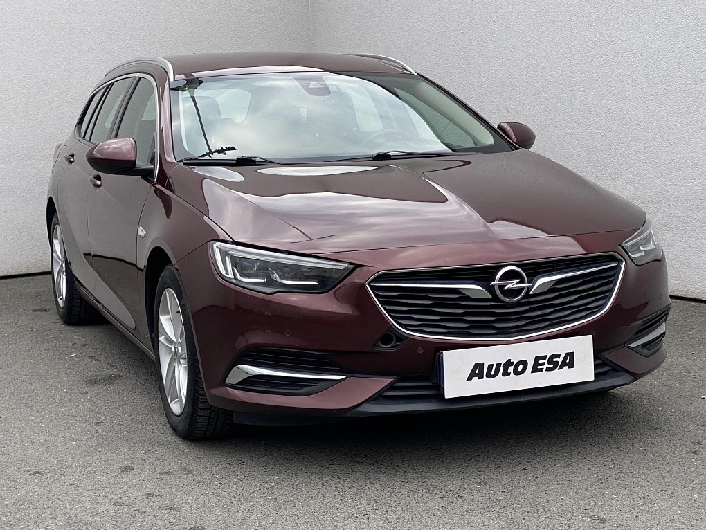 Opel Insignia 1.6 CDTi 