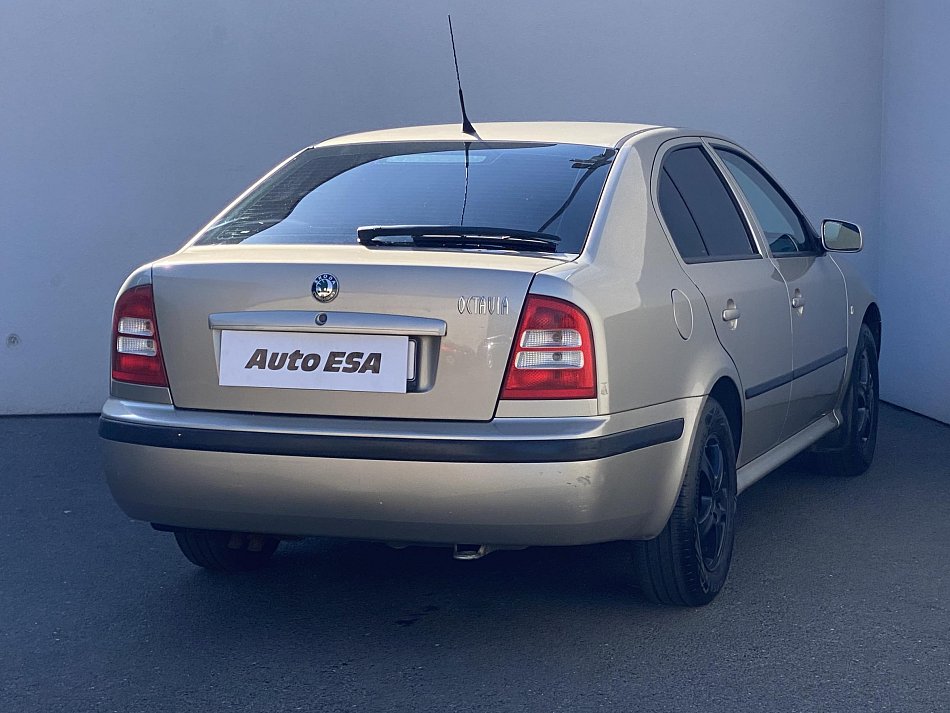 Škoda Octavia 1.4i 