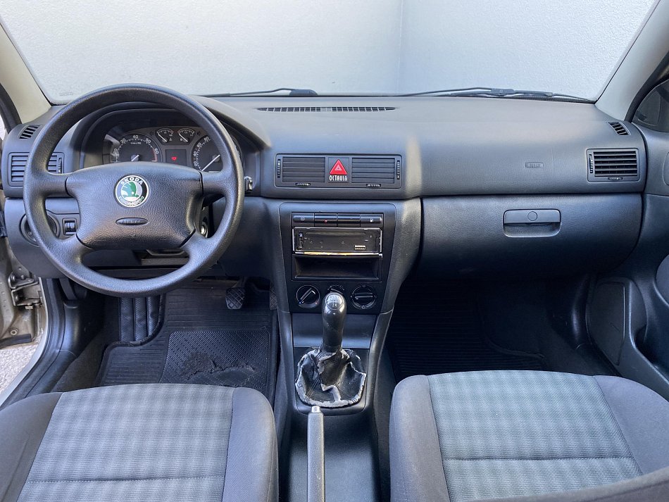 Škoda Octavia 1.4i 