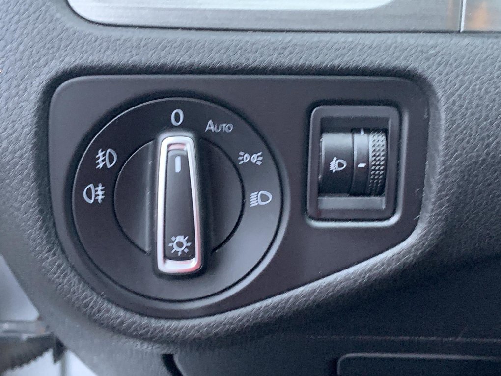 Volkswagen Golf 1.6 TDi 