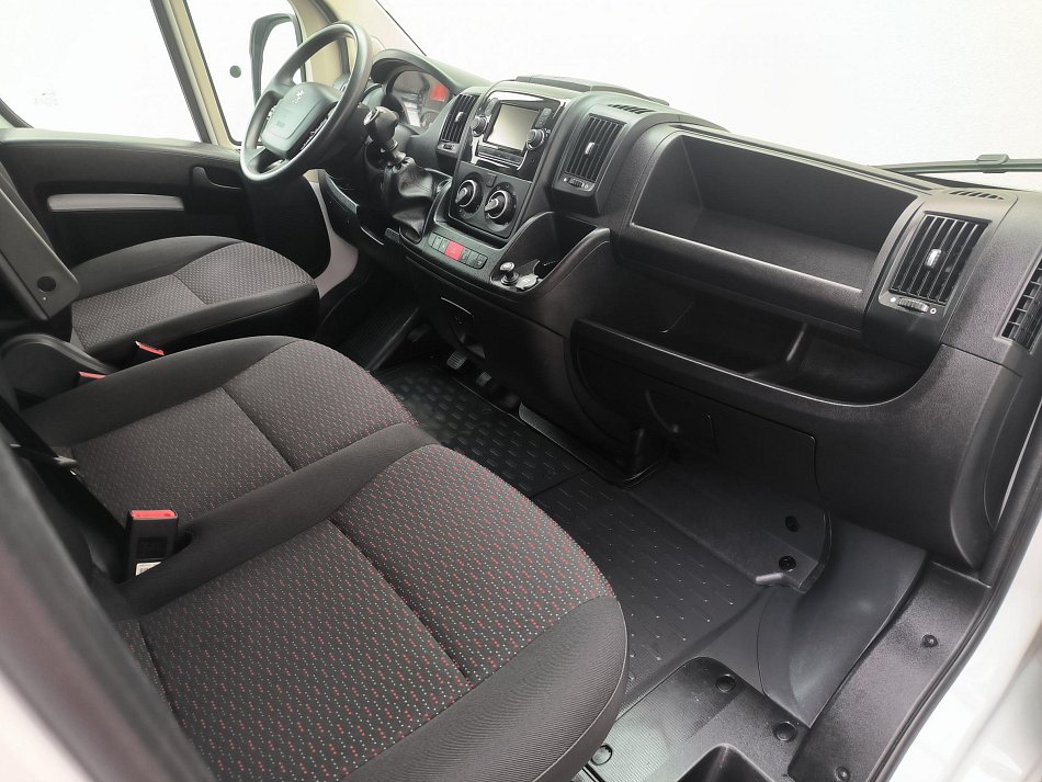 Peugeot Boxer 2.2HDi  L3H2