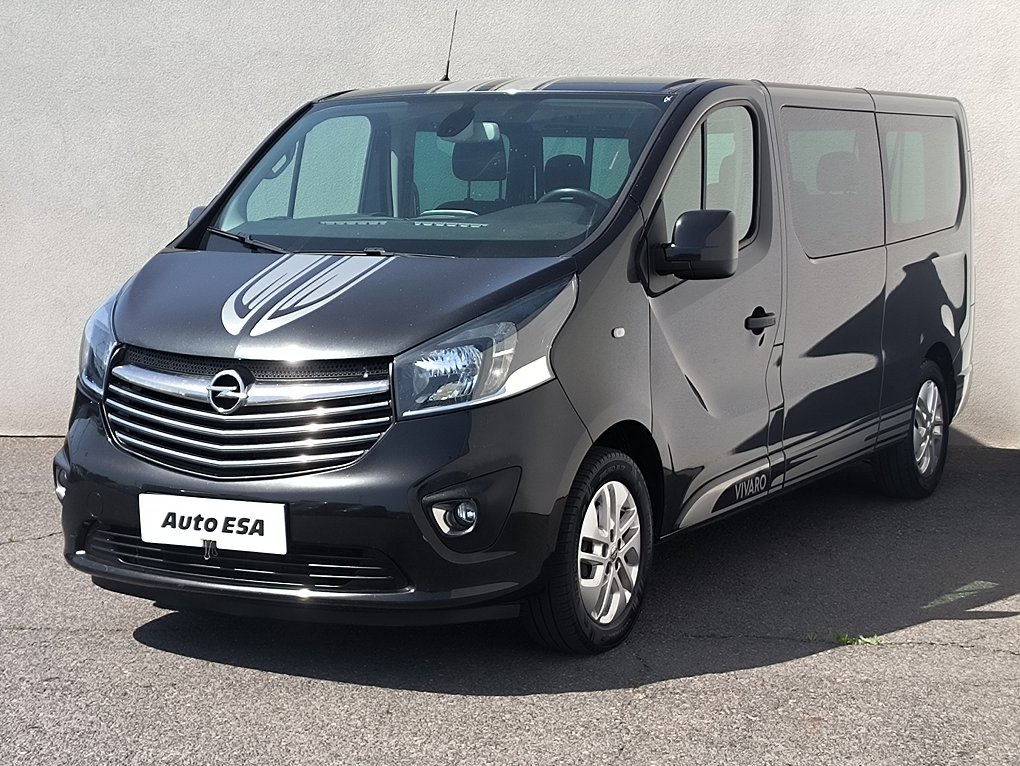 Opel Vivaro 1.6CDTi Sport L2H1 8míst