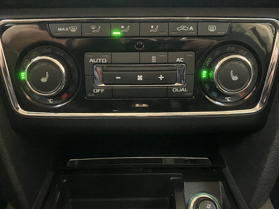 Škoda Superb II 2.0 TDi 
