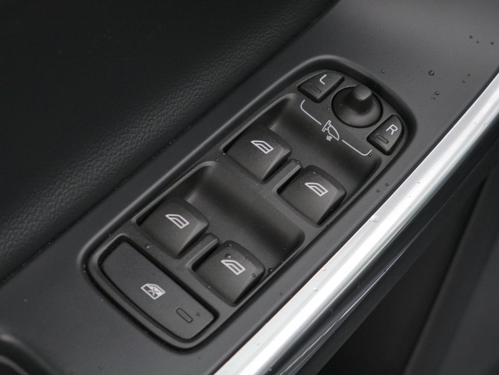 Volvo V60 2.4 D4 Cross Country 4x4