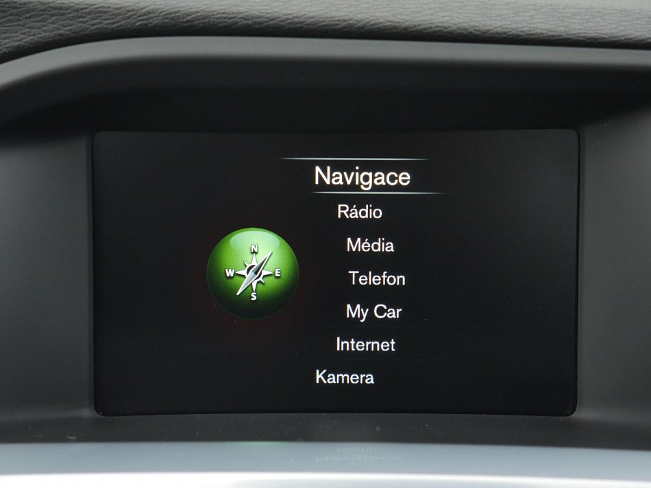 Volvo V60 2.4 D4 Cross Country 4x4