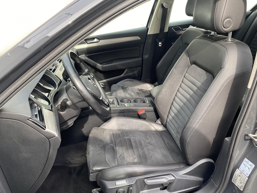 Volkswagen Passat 2.0 TDi 