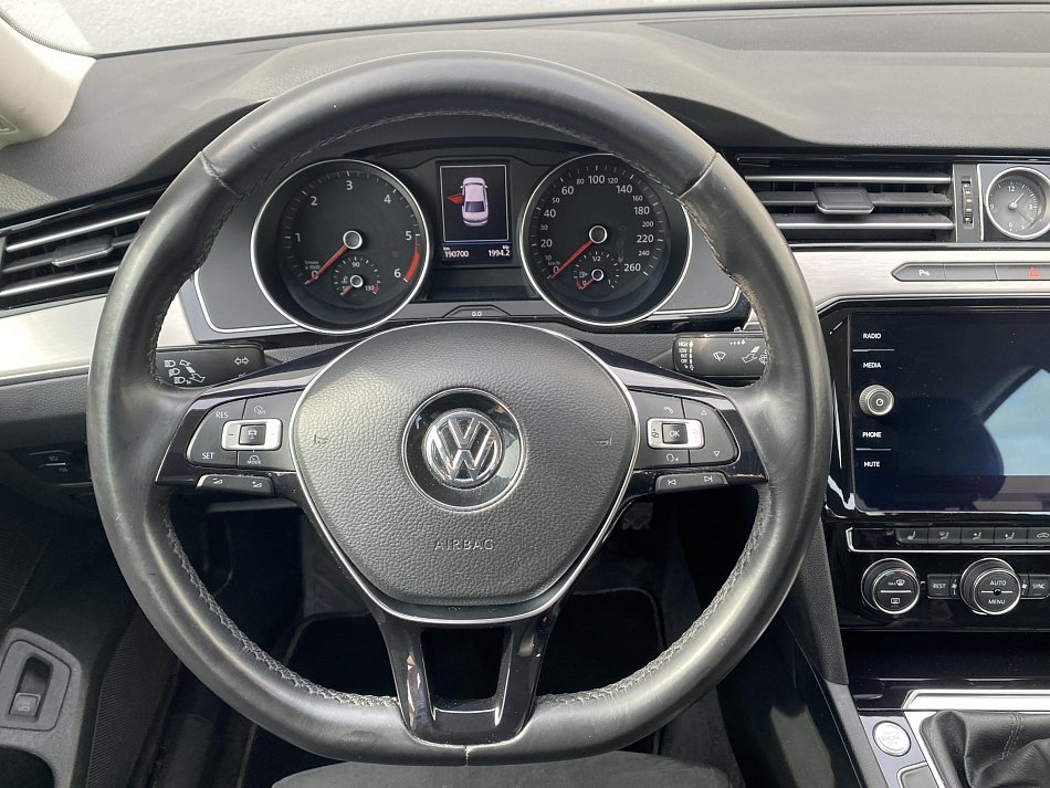 Volkswagen Passat 2.0 TDi 