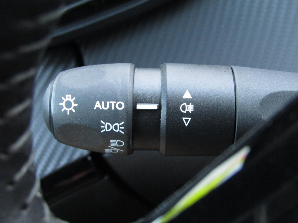 Peugeot 2008 1.2 PT Active