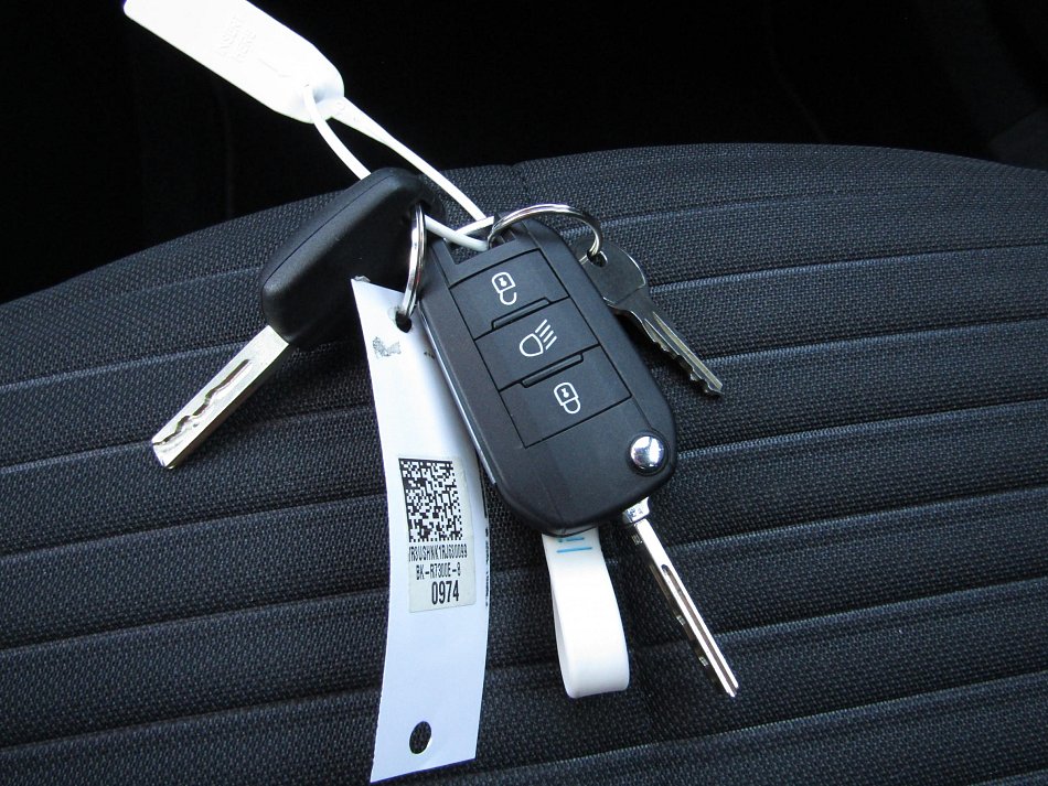 Peugeot 2008 1.2 PT Active