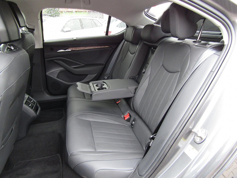 Škoda Superb IV 2.0 TDi L&K