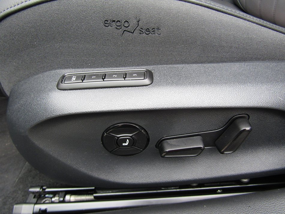 Škoda Superb IV 2.0 TDi L&K