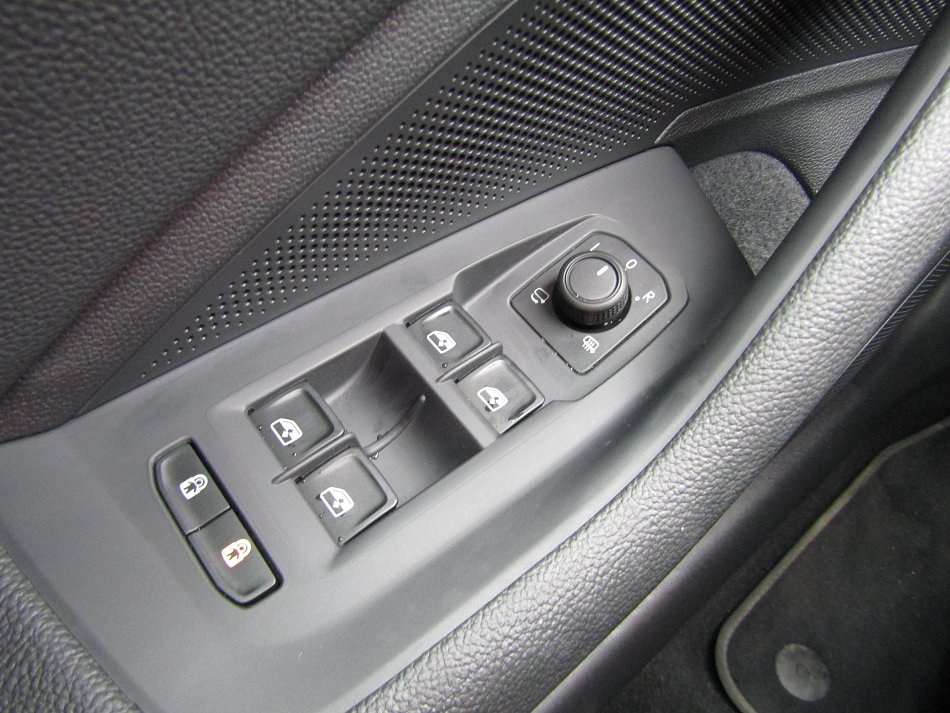 Škoda Superb IV 2.0 TDi L&K