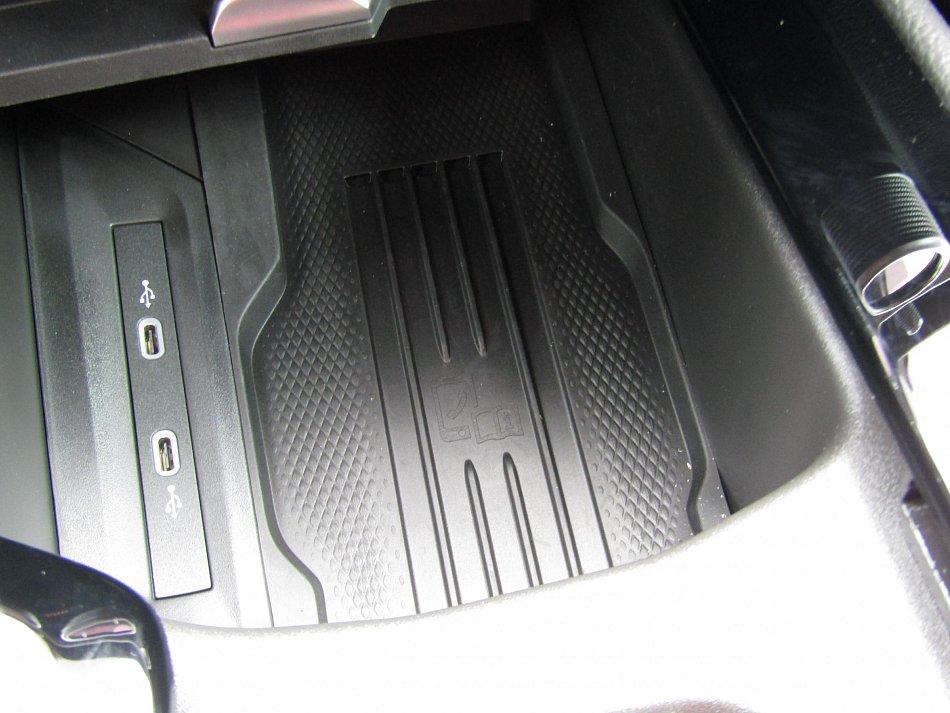 Škoda Superb IV 2.0 TDi L&K