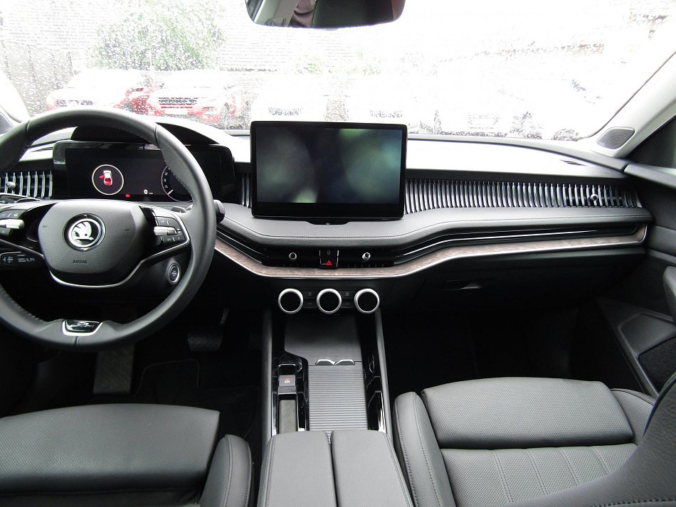 Škoda Superb IV 2.0 TDi L&K