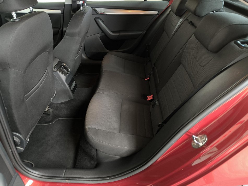 Škoda Octavia III 2.0 TDi Elegance