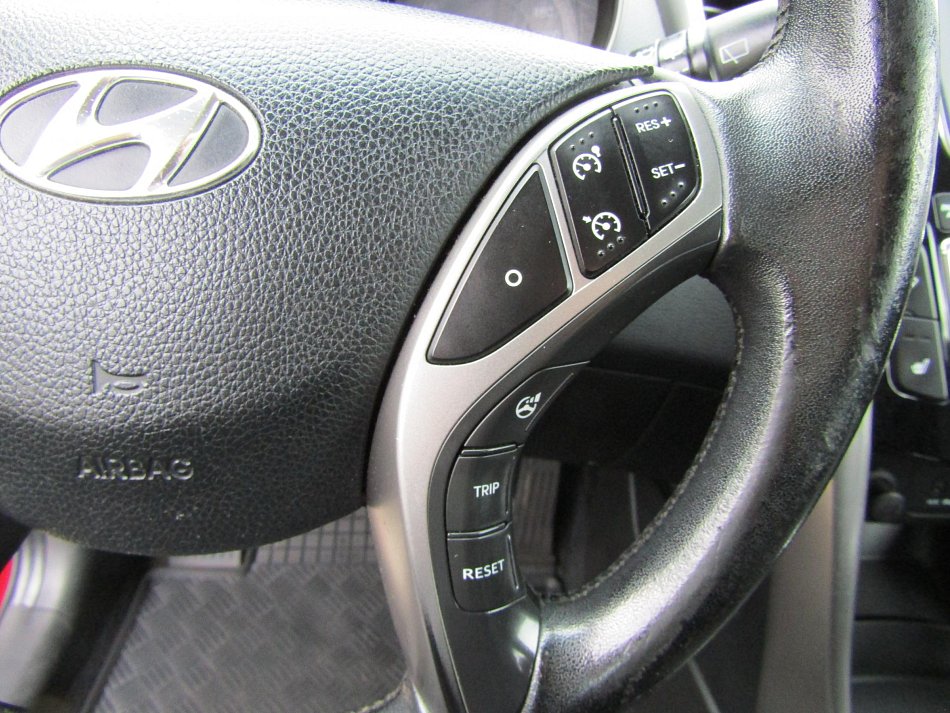 Hyundai I30 1.6i 