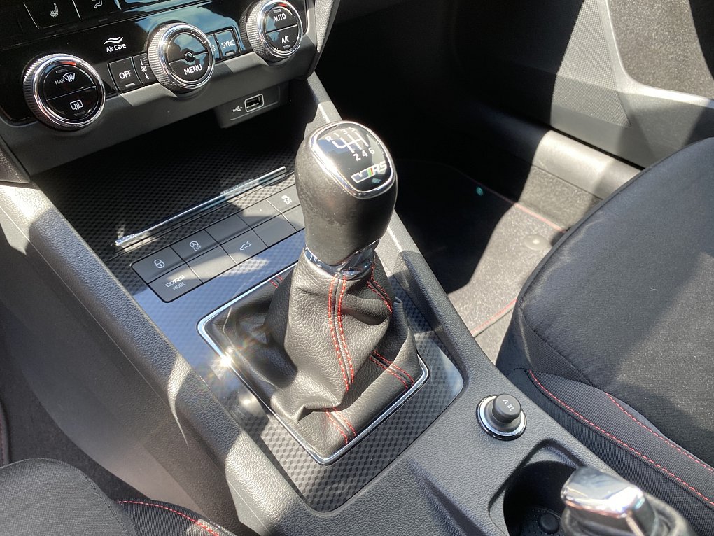 Škoda Octavia III 2.0 TSi RS Challange