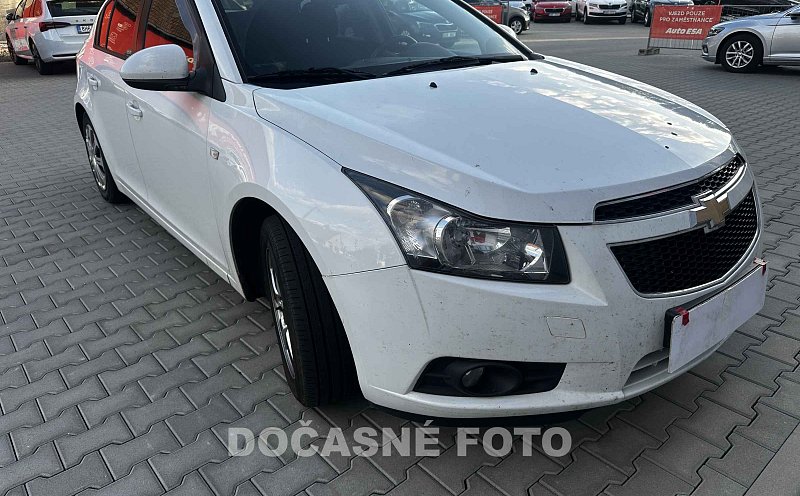 Chevrolet Cruze 1.6i 