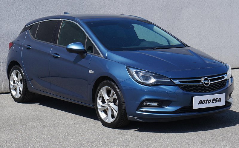 Opel Astra 1.6 CDTi 