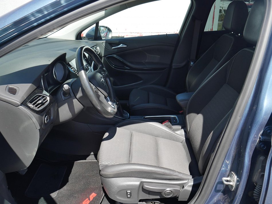 Opel Astra 1.6 CDTi 