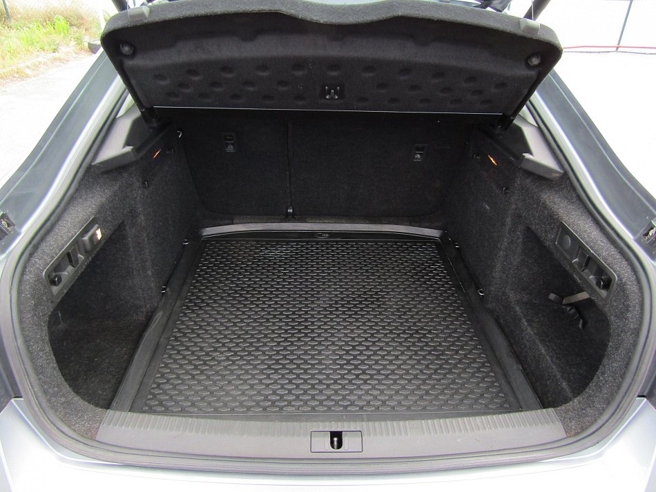 Škoda Superb III 2.0 TDi Active