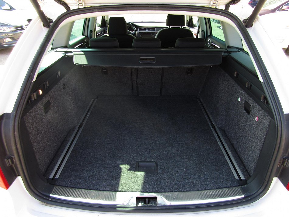 Škoda Superb II 2.0TDi Elegance