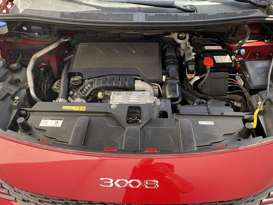 Peugeot 3008 1.2 PT Allure