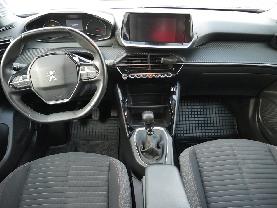 Peugeot 2008 1.2 PT 