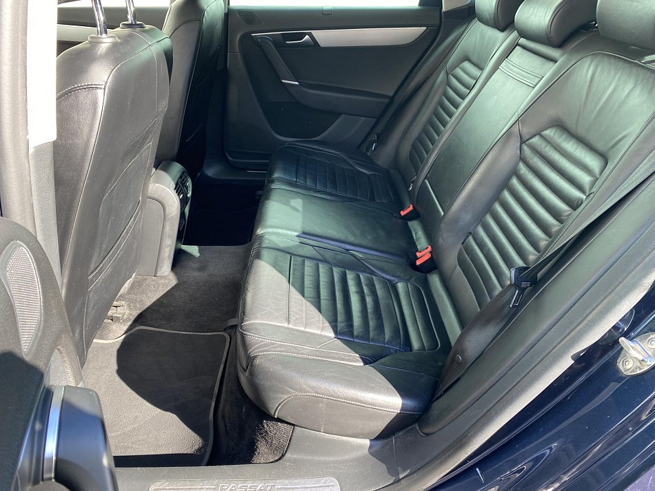 Volkswagen Passat 2.0 TDi Highline