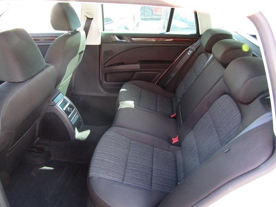 Škoda Superb II 2.0TDi Elegance