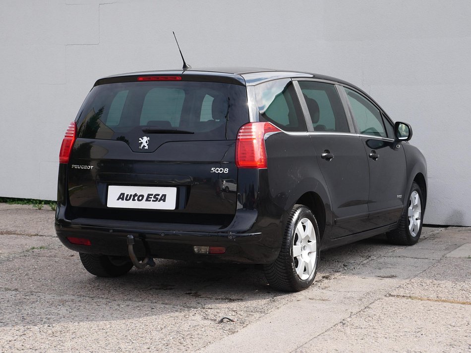 Peugeot 5008 2.0 HDi 