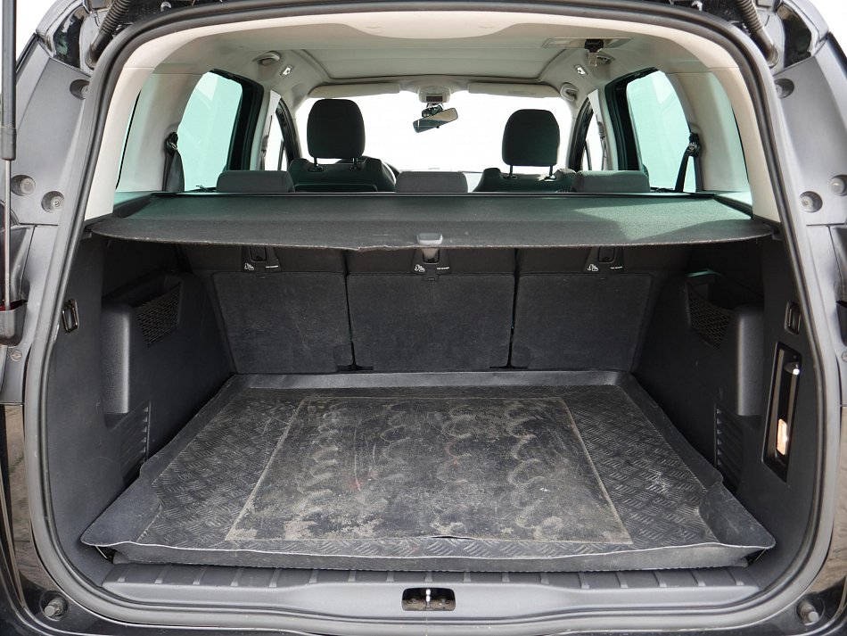 Peugeot 5008 2.0 HDi 