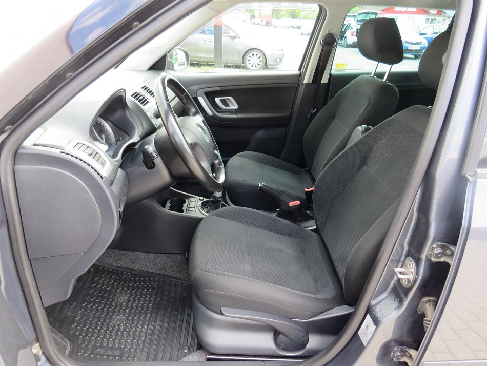 Škoda Fabia II 1.2HTP Elegance